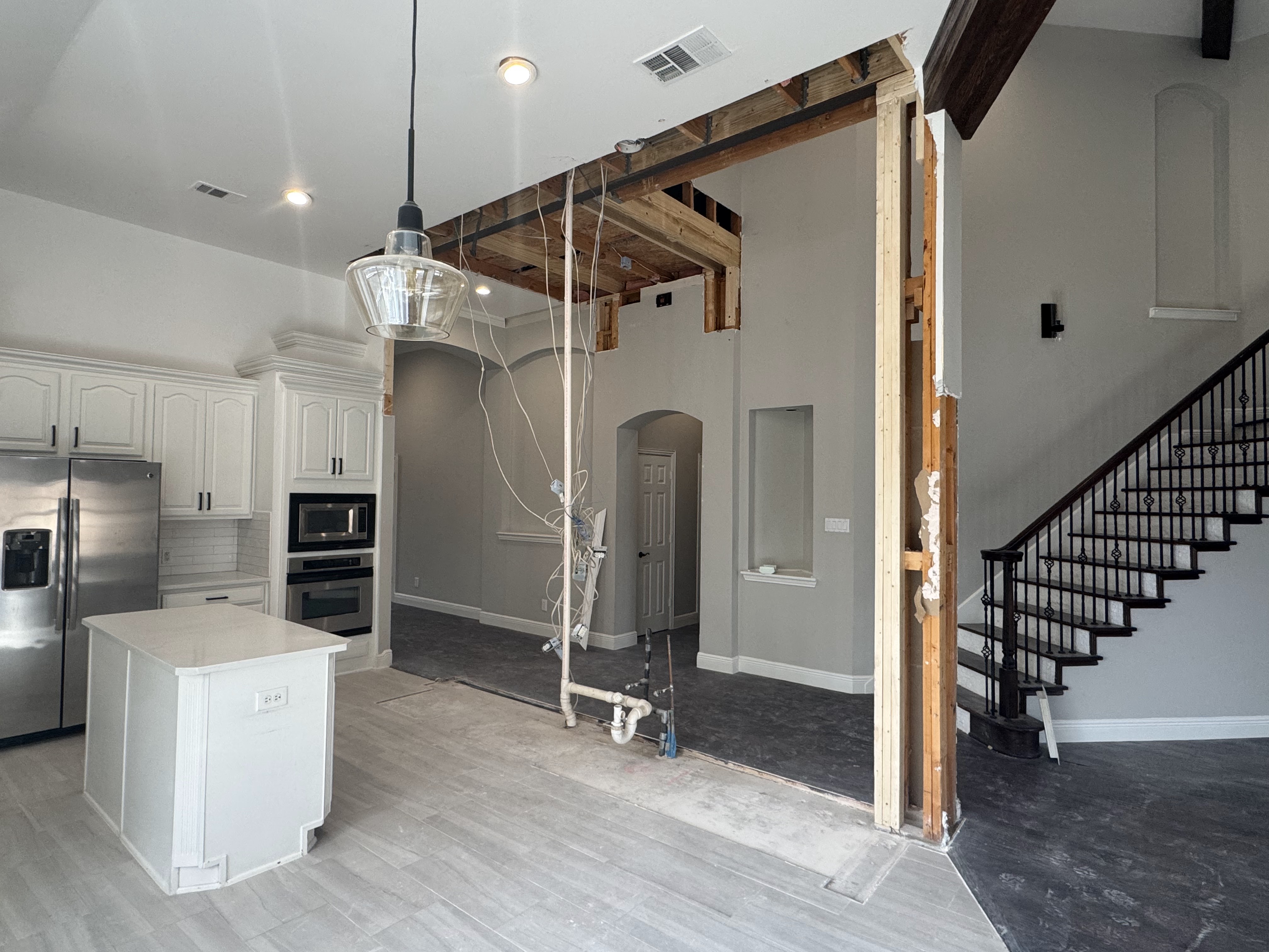 Searching for a Structural Engineer to Remove a Load Bearing Wall? Read This First.